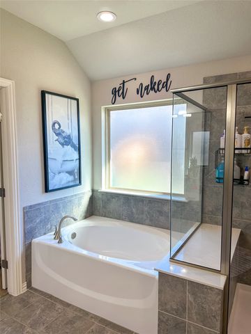 3213 Shoreline Drive, Burleson, TX 76028