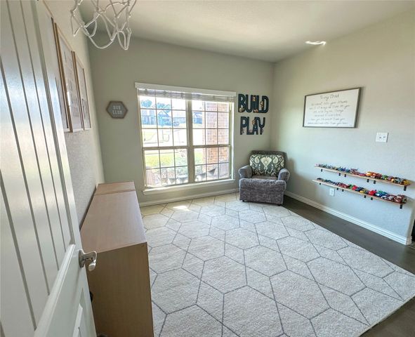 3213 Shoreline Drive, Burleson, TX 76028