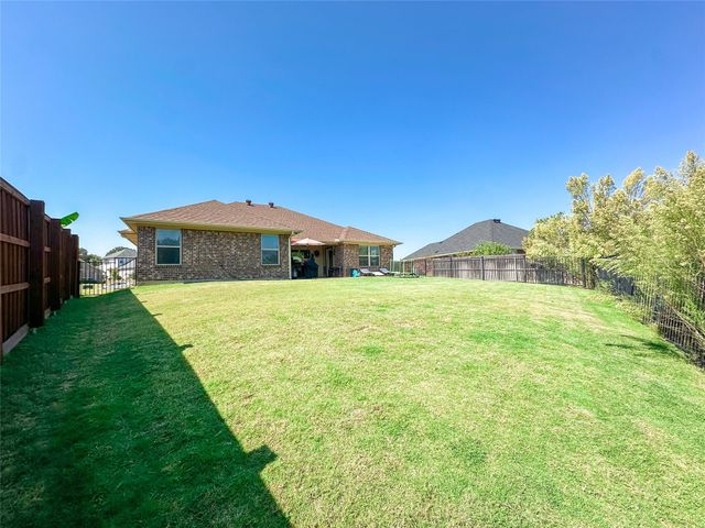 3213 Shoreline Drive, Burleson, TX 76028