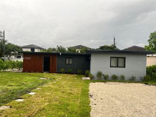5000 SW 26th Avenue, Dania Beach, FL 33312