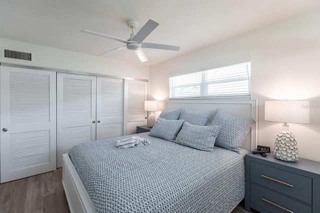 6020 MIDNIGHT PASS ROAD 5, Sarasota, FL 34242