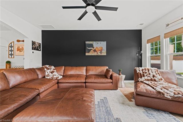 266 Morning Star Drive, Advance, NC 27006