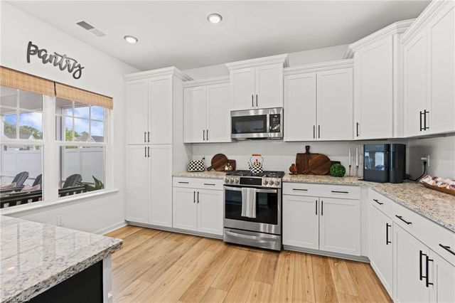 266 Morning Star Drive, Advance, NC 27006