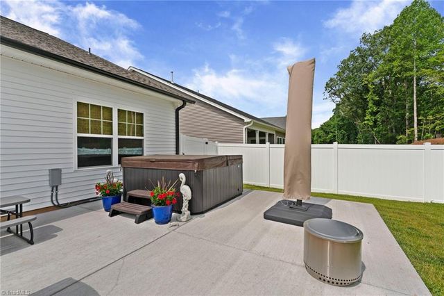 266 Morning Star Drive, Advance, NC 27006