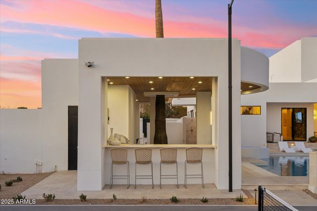 9809 E DESERT COVE Avenue, Scottsdale, AZ 85260