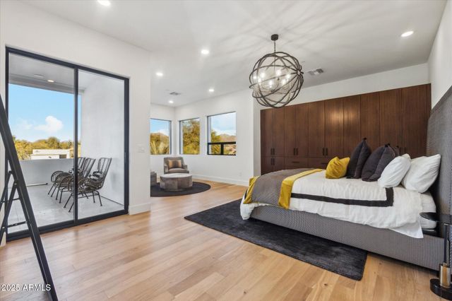 9809 E DESERT COVE Avenue, Scottsdale, AZ 85260