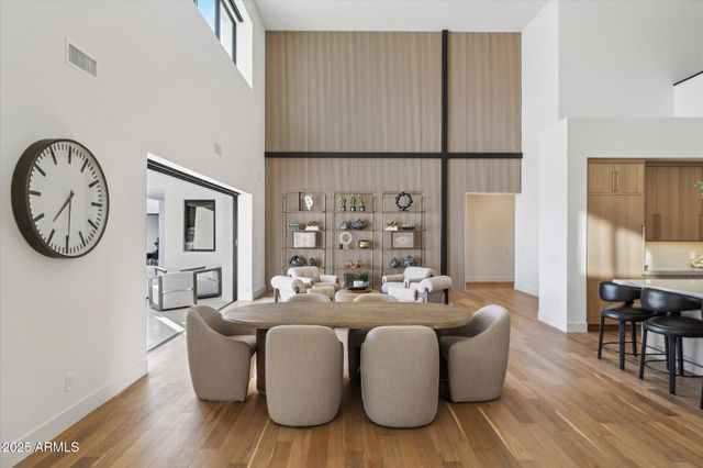 9809 E DESERT COVE Avenue, Scottsdale, AZ 85260