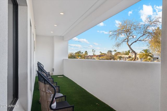 9809 E DESERT COVE Avenue, Scottsdale, AZ 85260