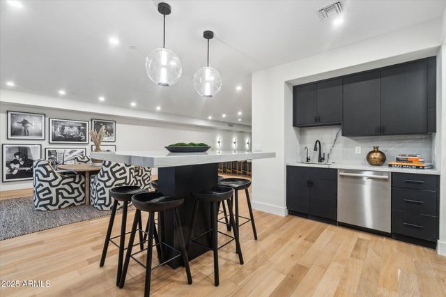 9809 E DESERT COVE Avenue, Scottsdale, AZ 85260