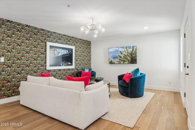 9809 E DESERT COVE Avenue, Scottsdale, AZ 85260