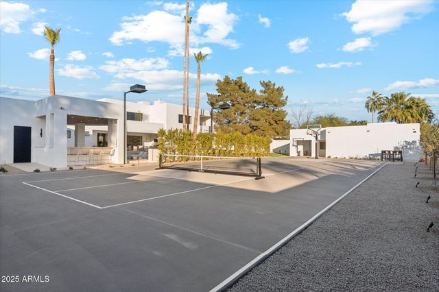 9809 E DESERT COVE Avenue, Scottsdale, AZ 85260