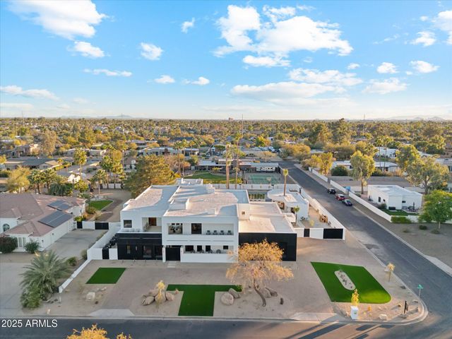 9809 E DESERT COVE Avenue, Scottsdale, AZ 85260