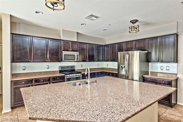 2385 Via Barranca Street, Henderson, NV 89044