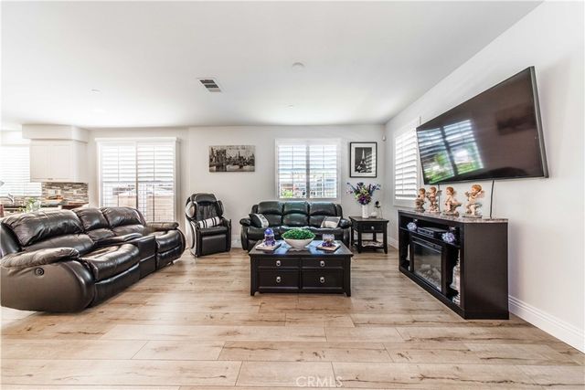 151 Dorsett, Upland, CA 91786
