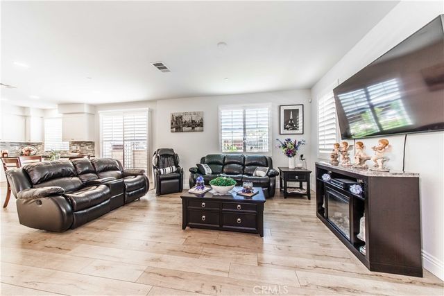 151 Dorsett, Upland, CA 91786