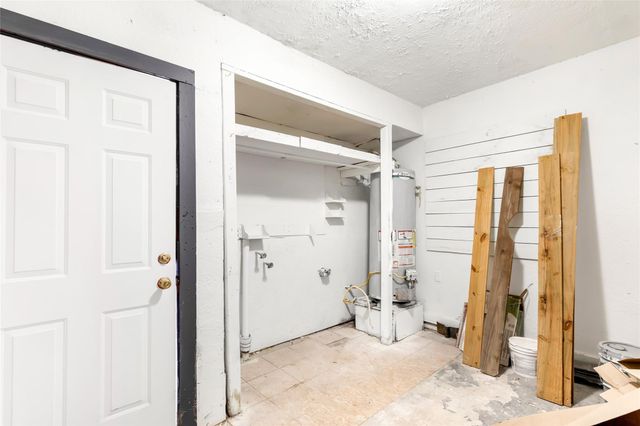 2003 Texoma Street, Baytown, TX 77520