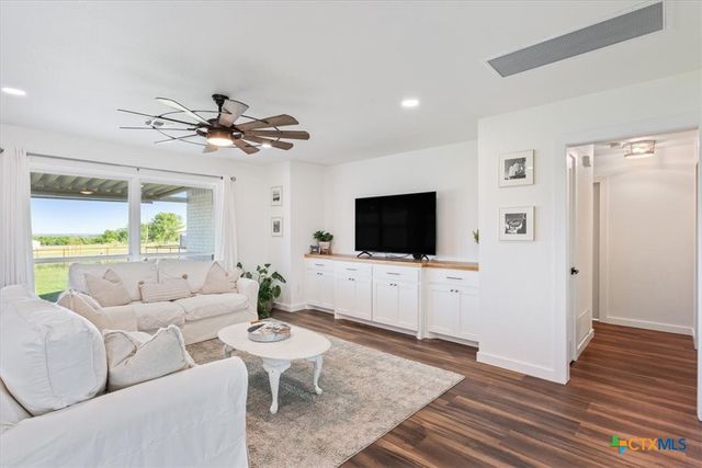 8371 Lower Troy Road, Temple, TX 76501