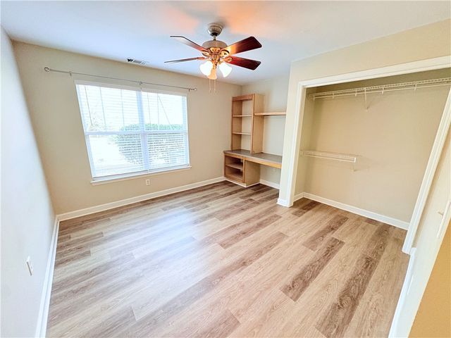 501 Harts Cove Way, Seneca, SC 29678