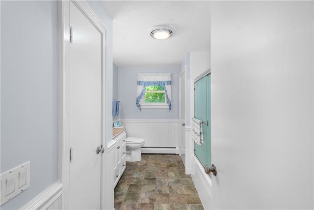 82 Hope Road, Cranston, RI 02921
