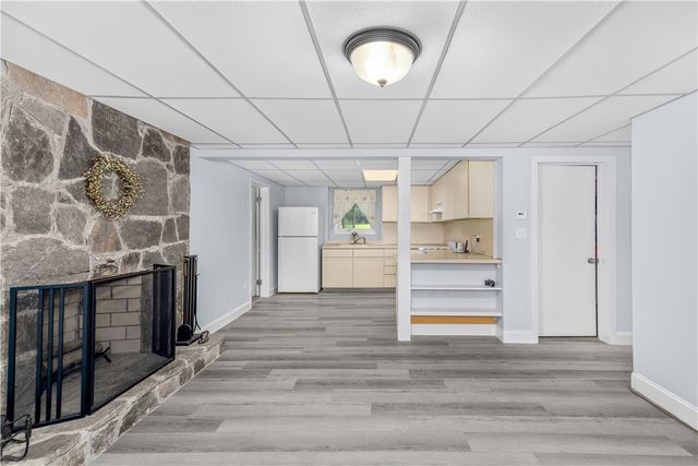 82 Hope Road, Cranston, RI 02921