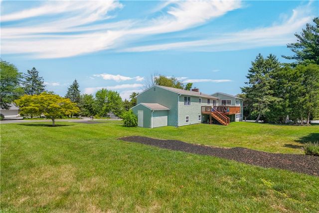 82 Hope Road, Cranston, RI 02921