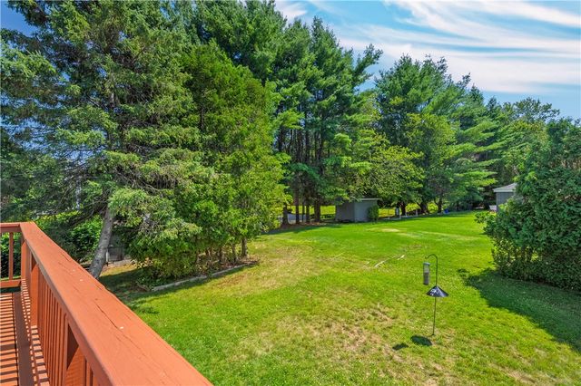 82 Hope Road, Cranston, RI 02921