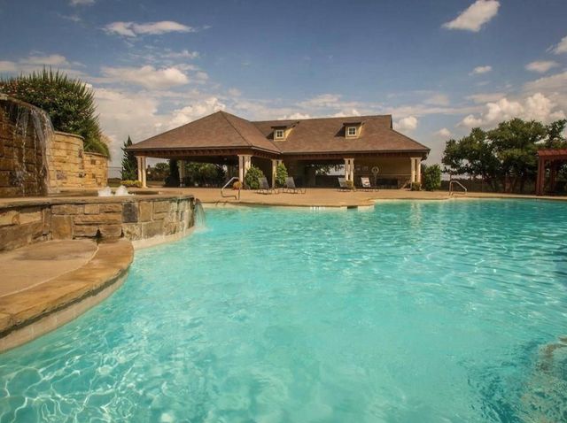 7529 St Andrews Loop, Cleburne, TX 76033