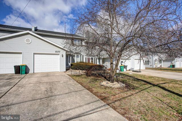 1077 PROGRESS RD, Chambersburg, PA 17201