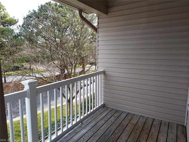 1061 Grand Oak LN, Virginia Beach, VA 23455
