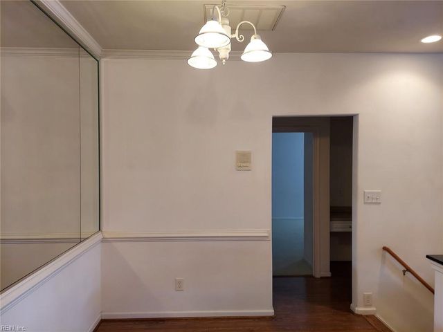 1061 Grand Oak LN, Virginia Beach, VA 23455