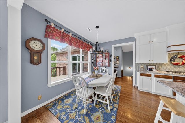 222 El Contento Drive, Bentonville, AR 72712