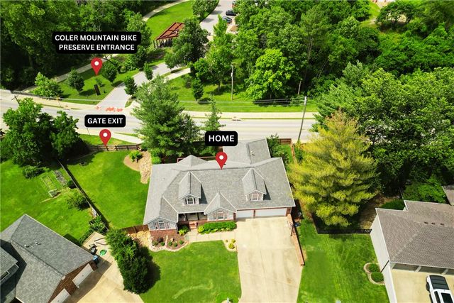222 El Contento Drive, Bentonville, AR 72712