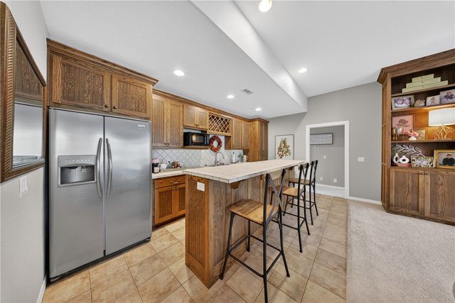 222 El Contento Drive, Bentonville, AR 72712