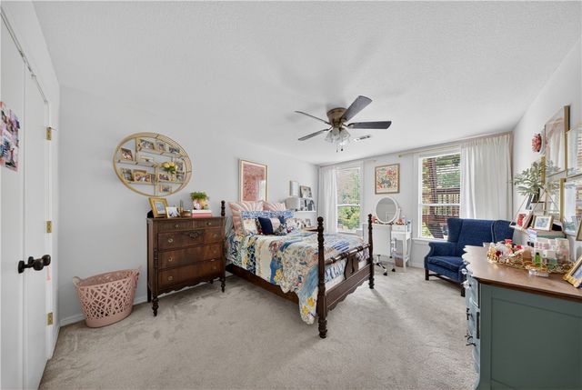 222 El Contento Drive, Bentonville, AR 72712
