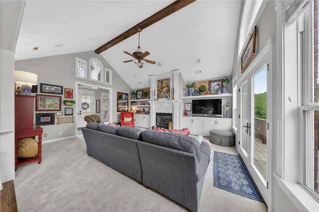 222 El Contento Drive, Bentonville, AR 72712
