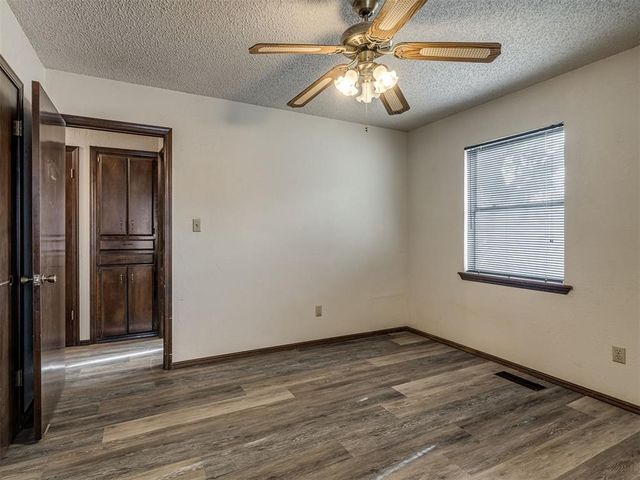 3421 E Noble Drive, Edmond, OK 73034