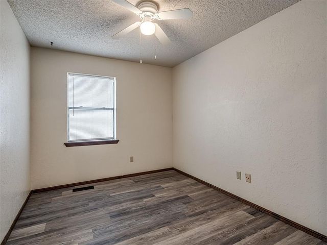 3421 E Noble Drive, Edmond, OK 73034