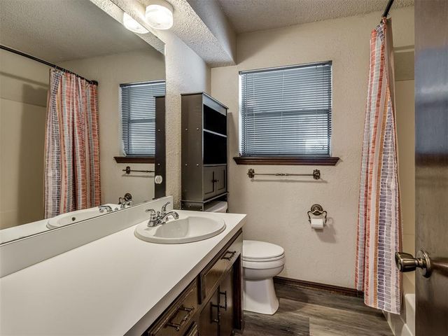 3421 E Noble Drive, Edmond, OK 73034