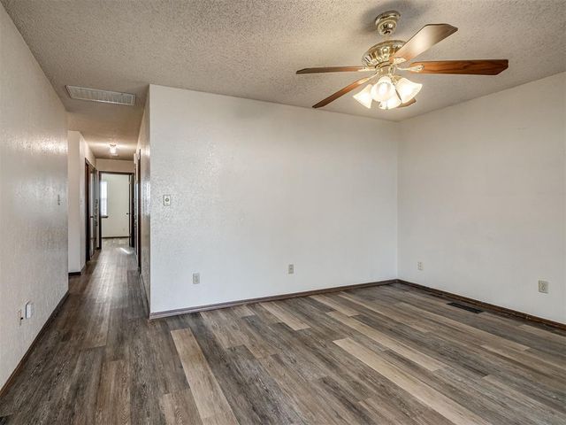 3421 E Noble Drive, Edmond, OK 73034