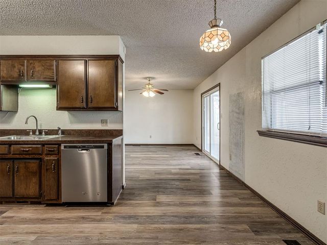 3421 E Noble Drive, Edmond, OK 73034