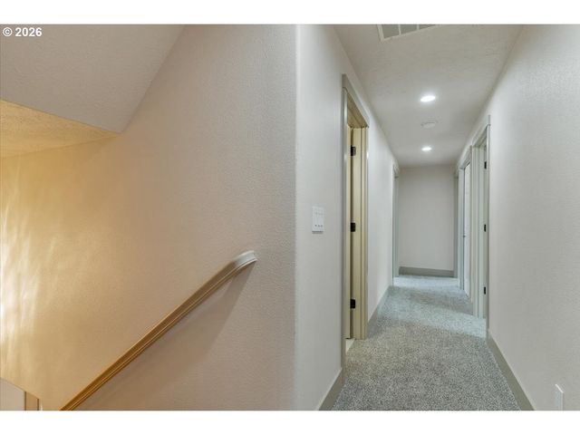 2770 FOXHAVEN Dr Se, Salem, OR 97306