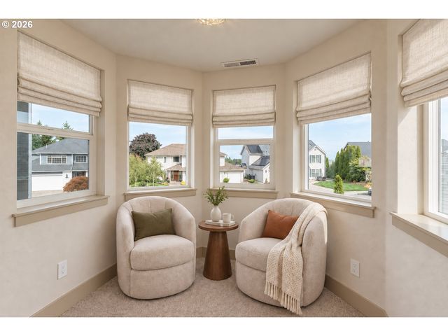 2770 FOXHAVEN Dr Se, Salem, OR 97306