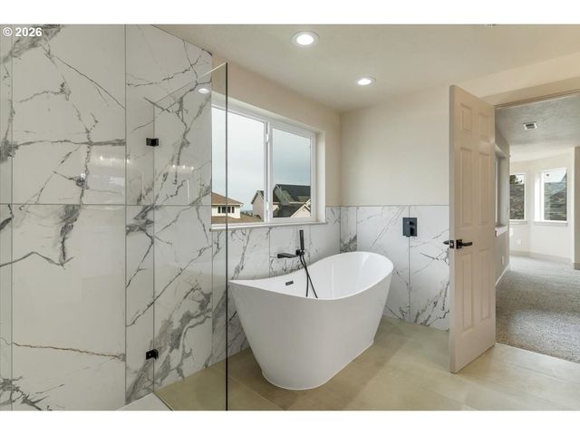 2770 FOXHAVEN Dr Se, Salem, OR 97306