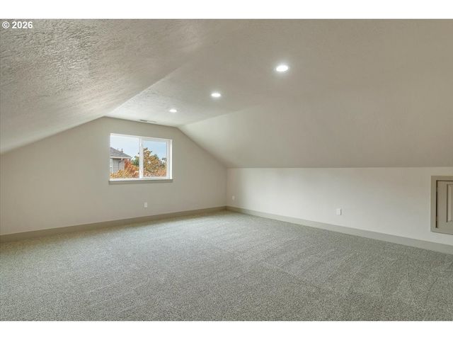 2770 FOXHAVEN Dr Se, Salem, OR 97306