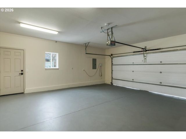 2770 FOXHAVEN Dr Se, Salem, OR 97306