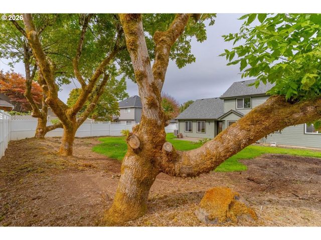 2770 FOXHAVEN Dr Se, Salem, OR 97306