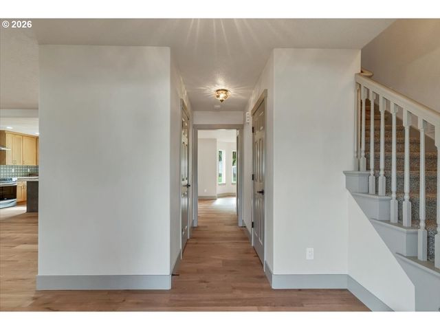 2770 FOXHAVEN Dr Se, Salem, OR 97306