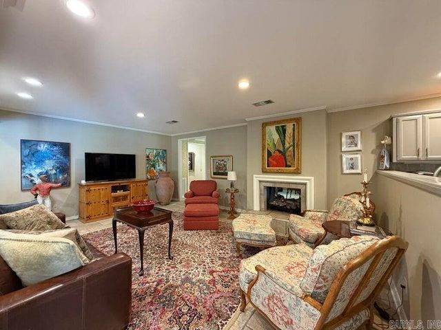 500 College Heights Drive, Batesville, AR 72501