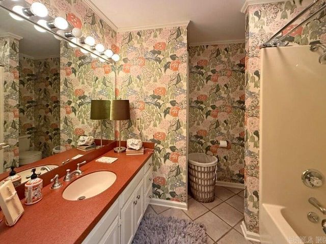 500 College Heights Drive, Batesville, AR 72501