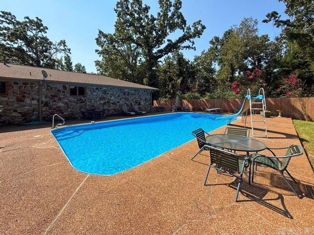 500 College Heights Drive, Batesville, AR 72501